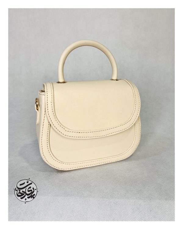 کیف دستی کرم